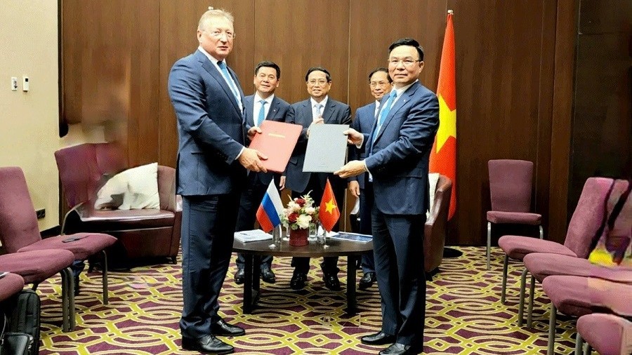 thu tuong pham minh chinh chung kien petrovietnam va zarubezhneft cua nga trao van kien hop tac