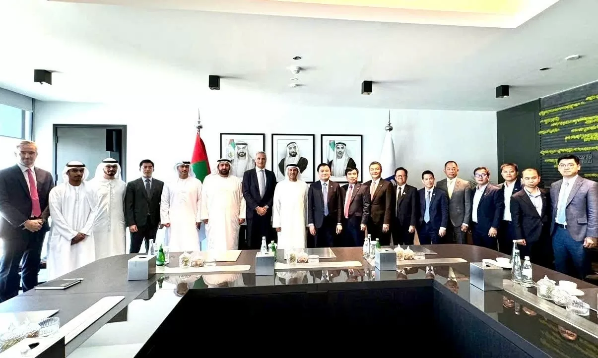 PetroVietnam tháp tùng Thủ tướng Chính phủ làm việc với các công ty dầu khí hàng đầu thế giới ở Trung Đông