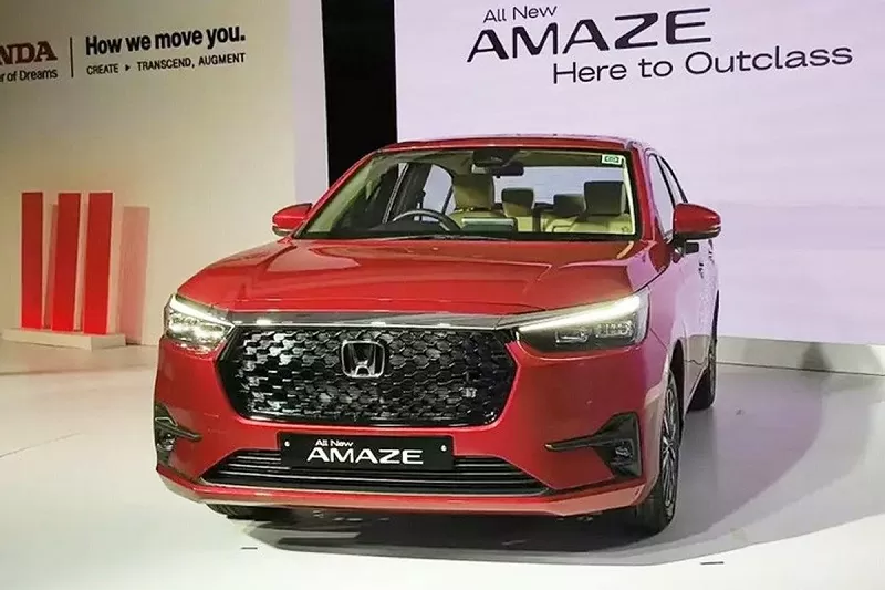 Cận cảnh Honda Amaze 2025 ra mắt tại Ấn Độ, giá từ 240 triệu đồng Cận cảnh Honda Amaze 2025 ra mắt tại Ấn Độ, giá từ 240 triệu đồng