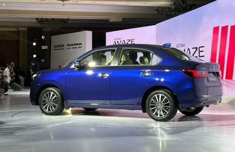 Cận cảnh Honda Amaze 2025 ra mắt tại Ấn Độ, giá từ 240 triệu đồng Cận cảnh Honda Amaze 2025 ra mắt tại Ấn Độ, giá từ 240 triệu đồng