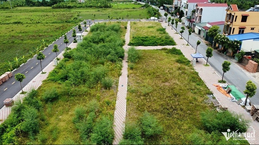 bat dong san moi nhat dong tien dang nam tien bo tai chinh y kien ve danh thue khi so huu nhieu nha dat ha noi giao 30000m2 dat de dau gia