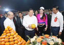 Khai mạc Lễ hội cam Cao Phong và Hội chợ Thương mại - Du lịch tỉnh Hòa Bình