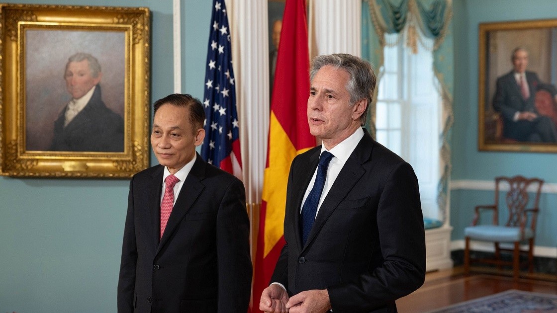 truong ban doi ngoai trung uong le hoai trung tham va lam viec tai hoa ky