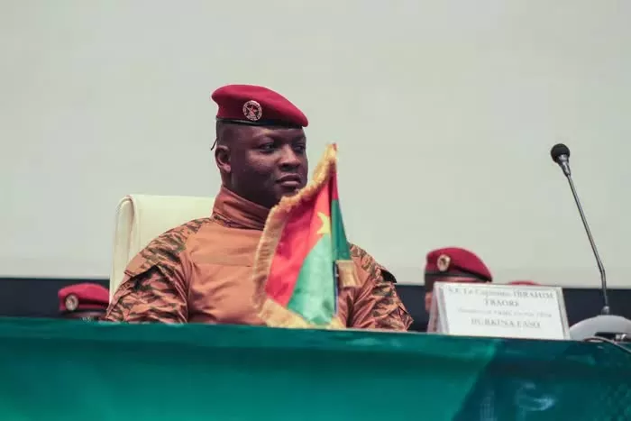 Lãnh đạo chính quyền quân sự Burkina Faso, Đại úy Ibrahim Traore. Ảnh: Reuters Lãnh đạo chính quyền quân sự Burkina Faso, Đại úy Ibrahim Traore. Ảnh: Reuters