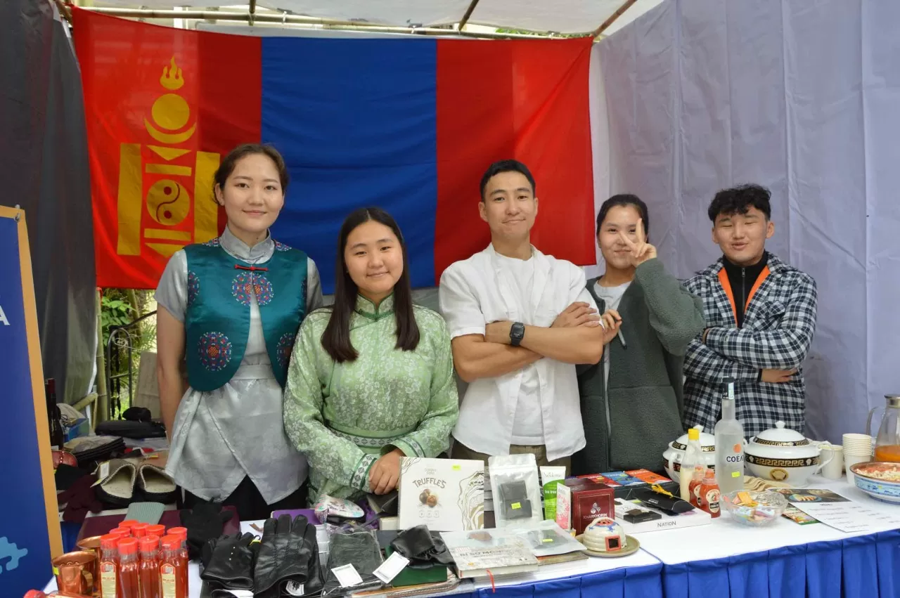 Người dân tấp nập tham gia Liên hoan Ẩm thực quốc tế 2024 Người dân tấp nập tham gia Liên hoan Ẩm thực quốc tế 2024