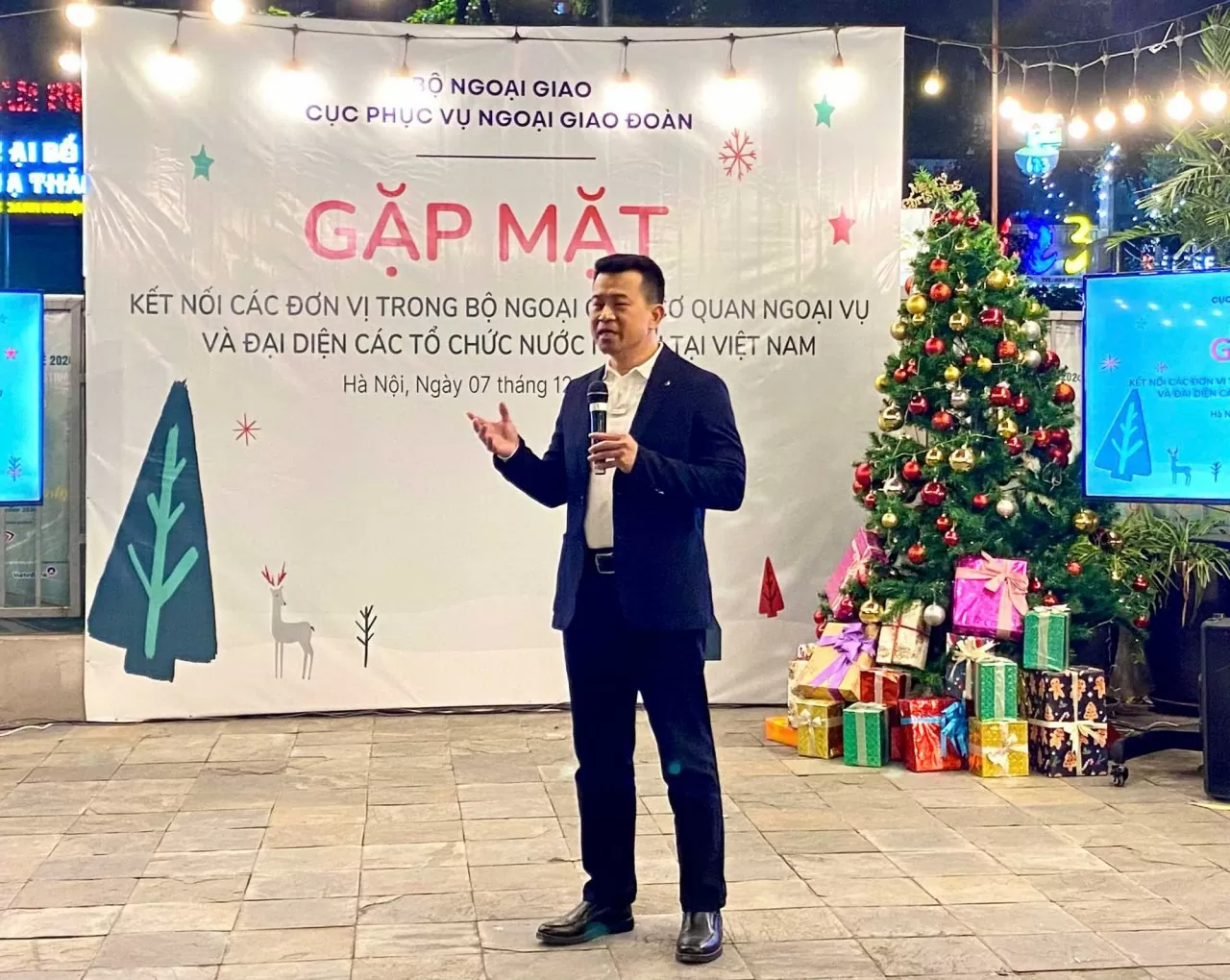 Liên hoan Ẩm thực quốc tế 2024: Thắp sáng tình hữu nghị qua vị giác Liên hoan Ẩm thực quốc tế 2024: Thắp sáng tình hữu nghị qua vị giác