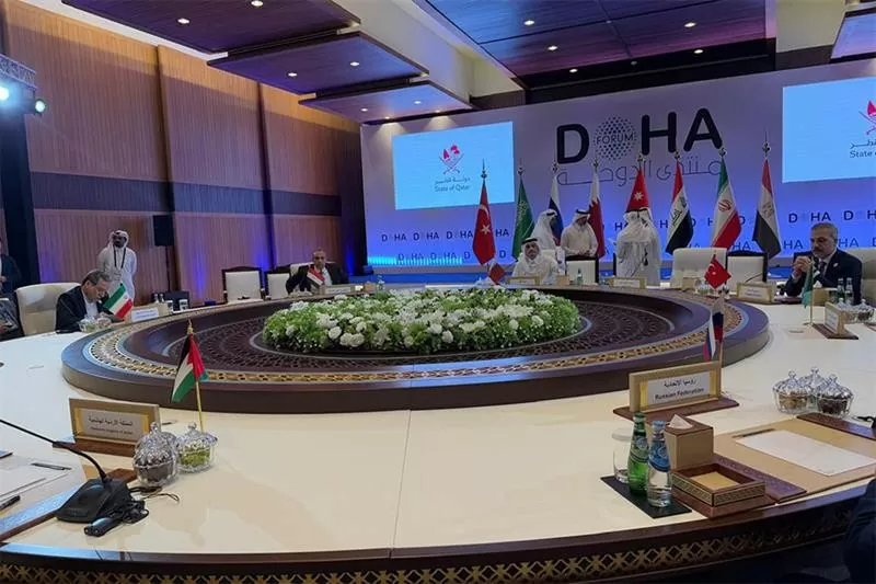 Ngoại trưởng 5 nước Arab (Ai Cập, Qatar, Jordan, Iraq và Saudi Arabia) cùng những người đồng cấp từ Nga, Thổ Nhĩ Kỳ và Iran trong cuộc họp tại Doha, Qatar, ngày 7/12. (Nguồn: Ahram) Ngoại trưởng 5 nước Arab (Ai Cập, Qatar, Jordan, Iraq và Saudi Arabia) cùng những người đồng cấp từ Nga, Thổ Nhĩ Kỳ và Iran trong cuộc họp tại Doha, Qatar, ngày 7/12. (Nguồn: Ahram)
