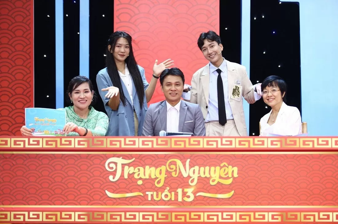 Nữ sinh đến từ THCS Cổ Nhuế 2 thắng cuộc thi Daesang Trạng Nguyên tuổi 13 Nữ sinh đến từ THCS Cổ Nhuế 2 thắng cuộc thi Daesang Trạng Nguyên tuổi 13