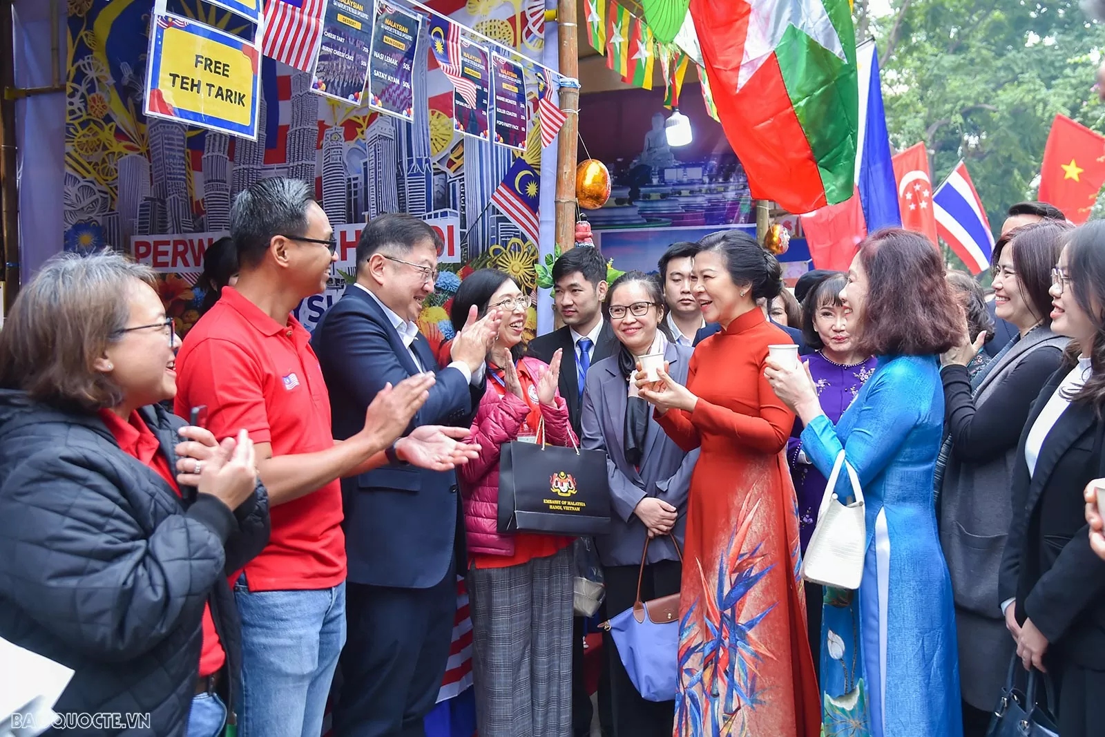 Liên hoan Ẩm thực Quốc tế 2025: Hành trình vị giác kết nối văn hóa năm châu Liên hoan Ẩm thực Quốc tế 2025: Hành trình vị giác kết nối văn hóa năm châu