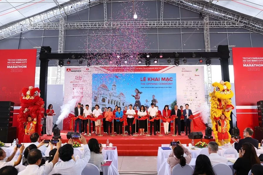Số lượng vận động viên kỷ lục tham gia giải Marathon quốc tế TP. Hồ Chí Minh Techcombank lần thứ 7 Số lượng vận động viên kỷ lục tham gia giải Marathon quốc tế TP. Hồ Chí Minh Techcombank lần thứ 7