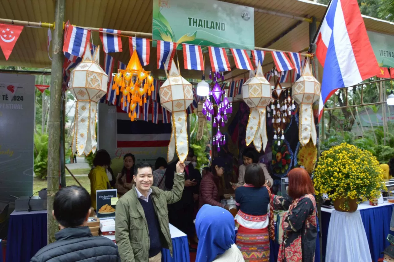 Gian hàng của Đại sứ quán Thái Lan tại Việt Nam ở Liên hoan Ẩm thực quốc tế 2024. (Ảnh: Phạm Hiền)