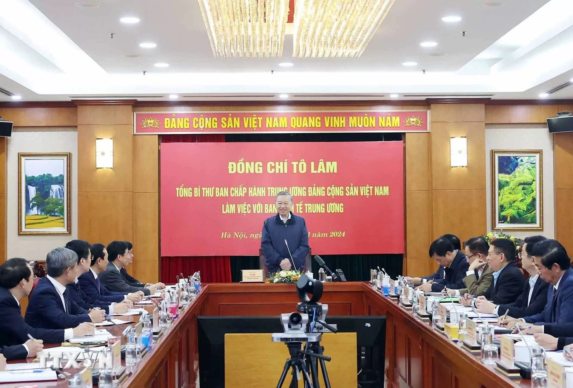 Tổng Bí thư Tô Lâm làm việc với Ban Kinh tế Trung ương Tổng Bí thư Tô Lâm làm việc với Ban Kinh tế Trung ương