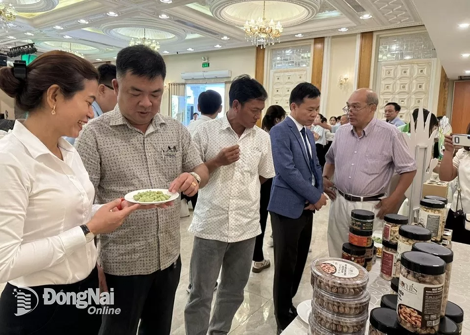 Các nông sản thế mạnh có chứng nhận Halal của Đồng Nai được trưng bày tại Hội nghị kết nối tiêu thụ nông sản Đồng Nai với thị trường Halal vừa tổ chức tại thành phố Biên Hòa. 