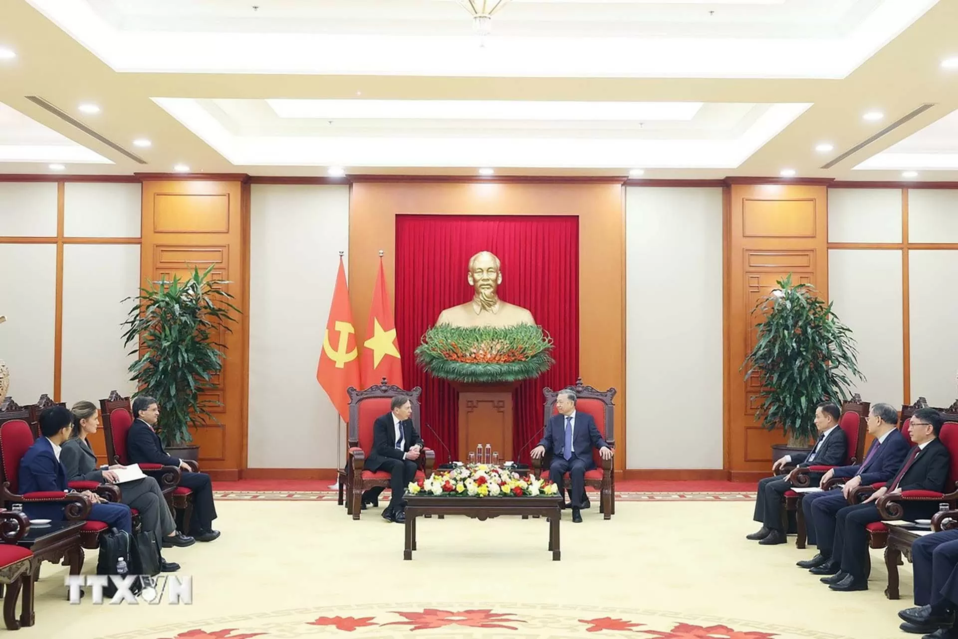 Cơ hội, tiềm năng hợp tác thương mại, đầu tư giữa Việt Nam và Hoa Kỳ còn rất lớn Cơ hội, tiềm năng hợp tác thương mại, đầu tư giữa Việt Nam và Hoa Kỳ còn rất lớn