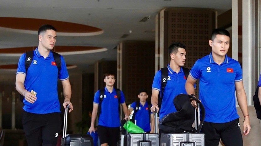 trong tai saudi arabia dieu khien tran dau viet nam va indonesia