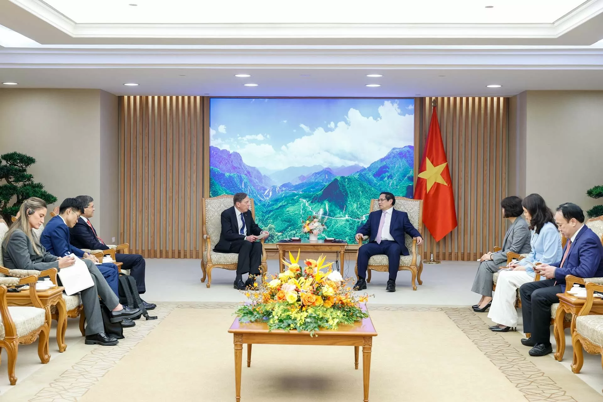 Quỹ KKR có tiềm năng và mong muốn đầu tư vào Việt Nam trong lĩnh vực trí tuệ nhân tạo Quỹ KKR có tiềm năng và mong muốn đầu tư vào Việt Nam trong lĩnh vực trí tuệ nhân tạo