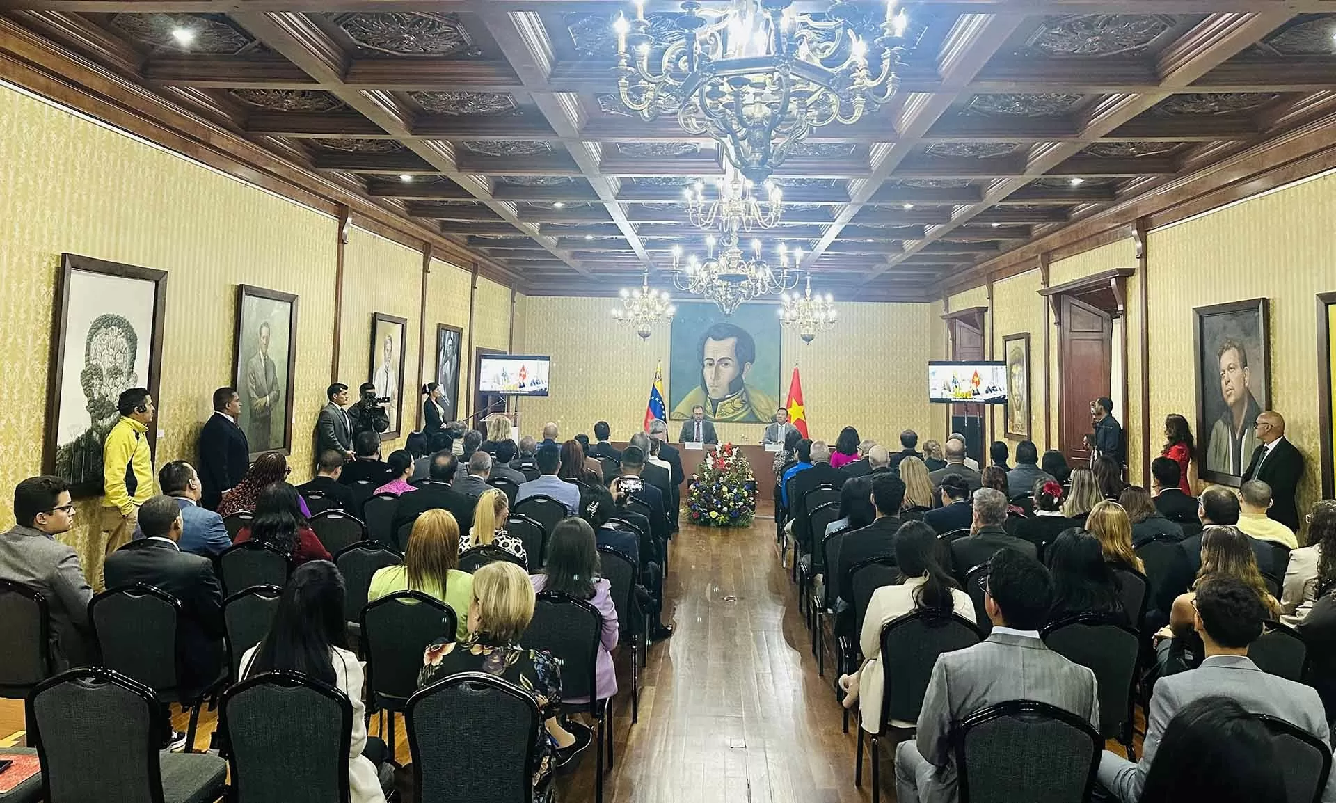 Venezuela tổ chức các hoạt động kỷ niệm 35 năm thiết lập quan hệ ngoại giao với  Việt Nam