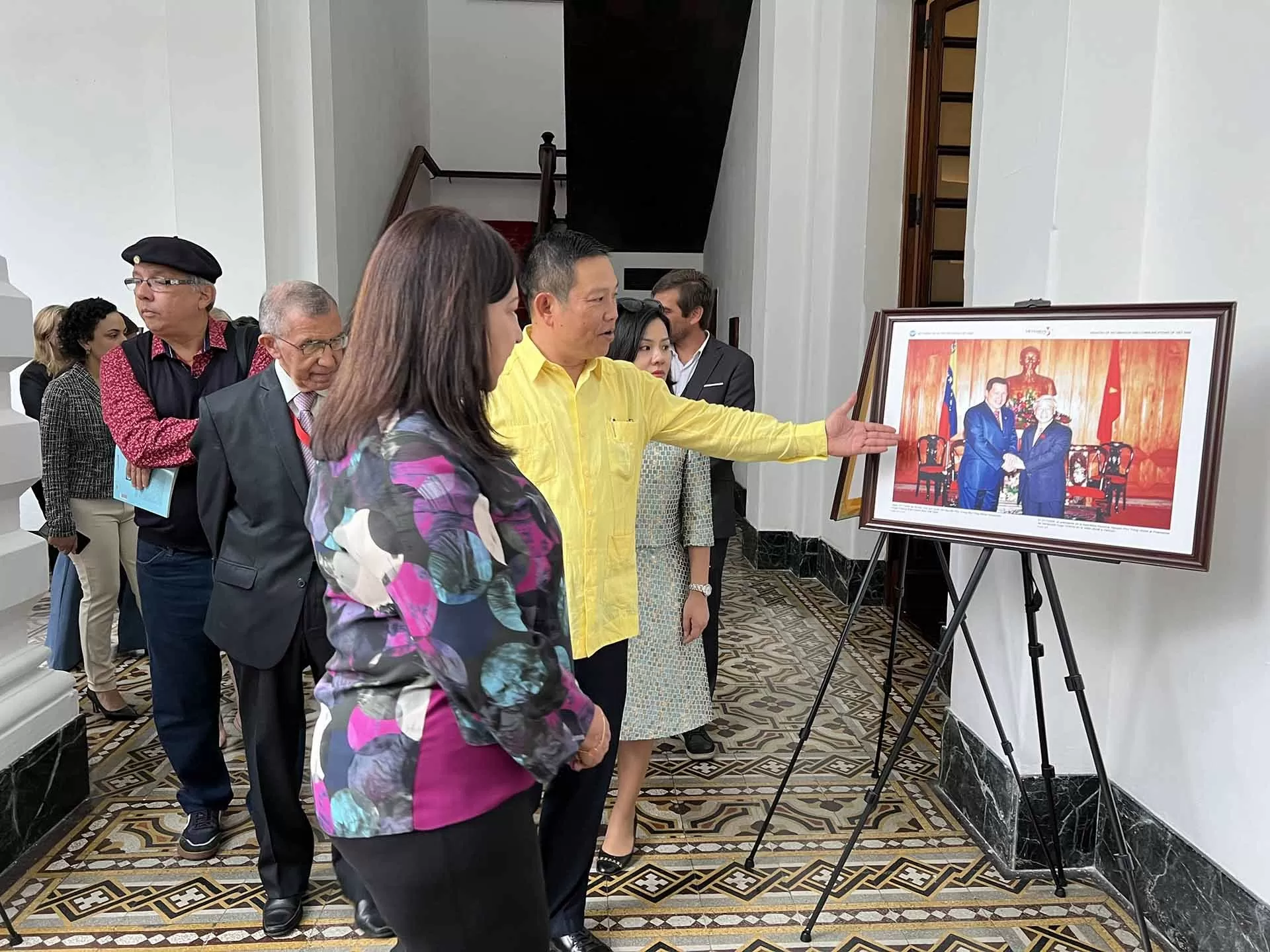 Venezuela tổ chức các hoạt động kỷ niệm 35 năm thiết lập quan hệ ngoại giao với Việt Nam Venezuela tổ chức các hoạt động kỷ niệm 35 năm thiết lập quan hệ ngoại giao với Việt Nam