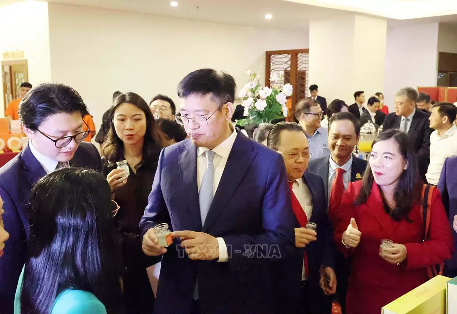 Bộ Ngoại giao tiếp tục hỗ trợ kết nối giữa các địa phương với các đối tác quốc tế, trong đó có Khánh Hòa và nhà đầu tư Trung Quốc Bộ Ngoại giao tiếp tục hỗ trợ kết nối giữa các địa phương với các đối tác quốc tế, trong đó có Khánh Hòa và nhà đầu tư Trung Quốc