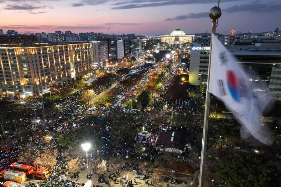 Hàn Quốc: Quốc hội sẽ điều tra về lệnh thiết quân luật, Tổng thống Yoon Suk Yeol khó thoát luận tội? Hàn Quốc: Quốc hội sẽ điều tra về lệnh thiết quân luật, Tổng thống Yoon Suk Yeol khó thoát luận tội?