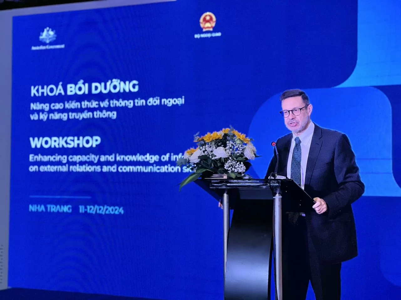 Bồi dưỡng nâng cao kiến thức về thông tin đối ngoại và kỹ năng truyền thông trong kỷ nguyên mới Bồi dưỡng nâng cao kiến thức về thông tin đối ngoại và kỹ năng truyền thông trong kỷ nguyên mới