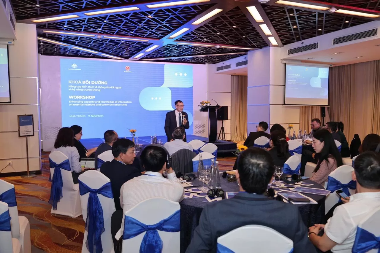 Bồi dưỡng nâng cao kiến thức về thông tin đối ngoại và kỹ năng truyền thông trong kỷ nguyên mới Bồi dưỡng nâng cao kiến thức về thông tin đối ngoại và kỹ năng truyền thông trong kỷ nguyên mới