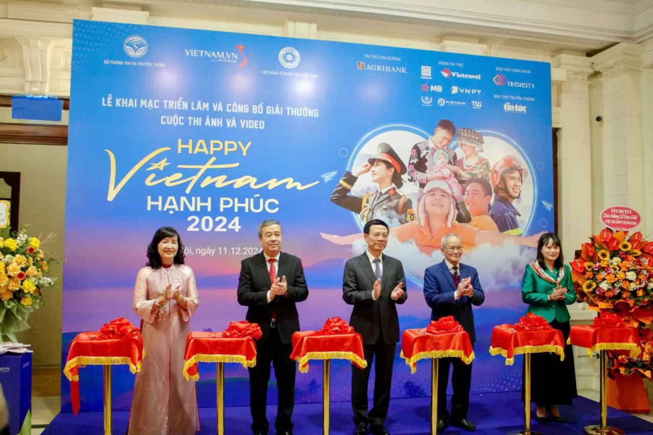 Hành trình hạnh phúc qua ống kính tại Happy Vietnam 2024 Hành trình hạnh phúc qua ống kính tại Happy Vietnam 2024
