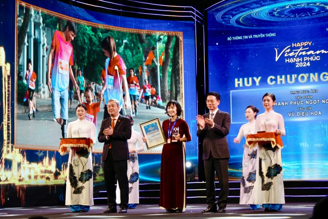 Hành trình hạnh phúc qua ống kính tại Happy Vietnam 2024 Hành trình hạnh phúc qua ống kính tại Happy Vietnam 2024