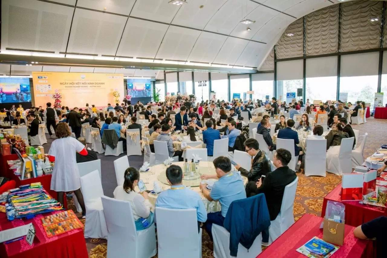 Ngày hội kết nối doanh nghiệp do Hội Doanh nhân họ Hoàng Huỳnh Việt Nam tổ chức tại Trung tâm Hội nghị quốc gia, Hà Nội 9/12/2023. Ngày hội kết nối doanh nghiệp do Hội Doanh nhân họ Hoàng Huỳnh Việt Nam tổ chức tại Trung tâm Hội nghị quốc gia, Hà Nội 9/12/2023.