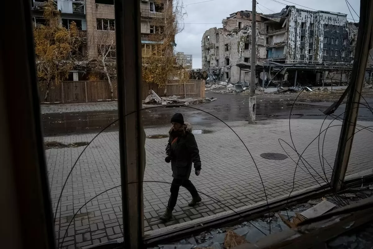 Các tòa nhà bị hư hại trong cuộc tấn công của Nga tại thành phố Pokrovsk thuộc vùng Donetsk, Ukraine. (Nguồn: Reuters) Các tòa nhà bị hư hại trong cuộc tấn công của Nga tại thành phố Pokrovsk thuộc vùng Donetsk, Ukraine. (Nguồn: Reuters)