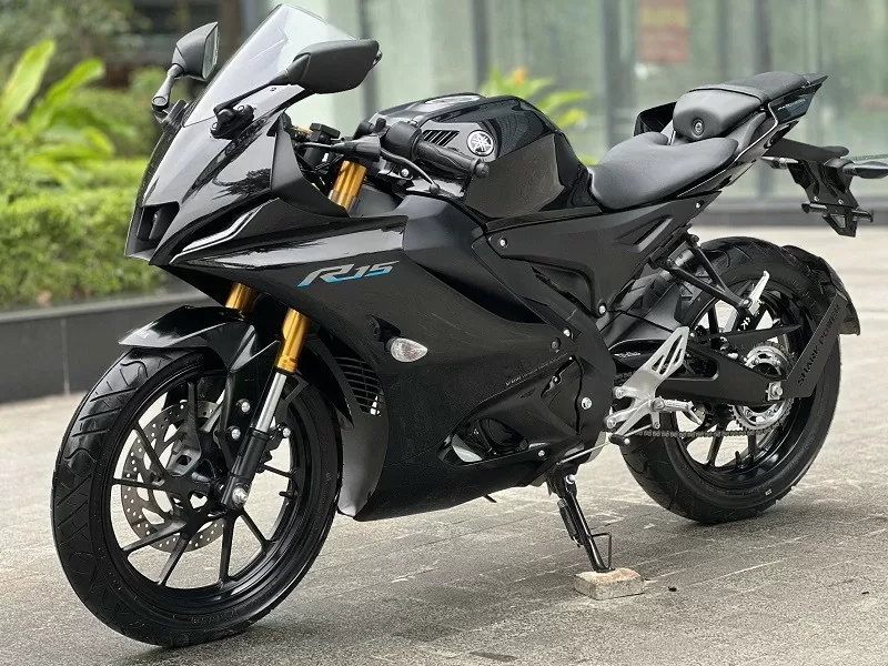 Cập nhật bảng giá xe Yamaha YZF-R15 mới nhất tháng 12/2024 Cập nhật bảng giá xe Yamaha YZF-R15 mới nhất tháng 12/2024