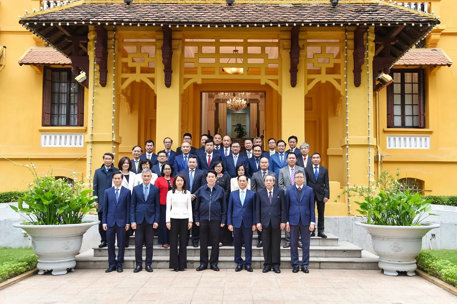 Chủ tịch nước Lương Cường làm việc với Bộ Ngoại giao Chủ tịch nước Lương Cường làm việc với Bộ Ngoại giao
