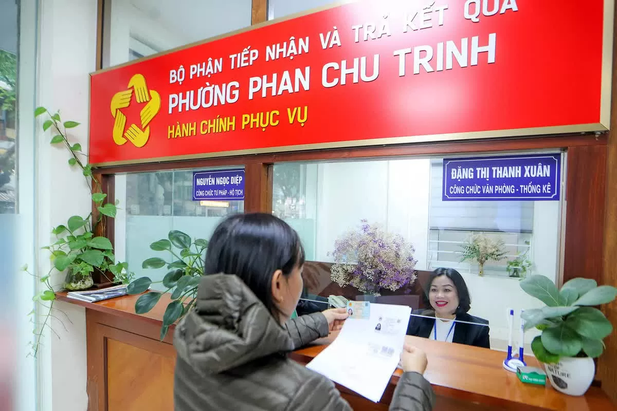 Tinh gọn bộ máy - 'cú hích' cho sự phát triển của đất nước Tinh gọn bộ máy - 'cú hích' cho sự phát triển của đất nước