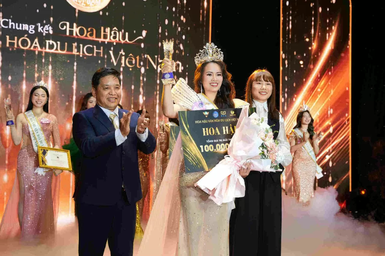 Phạm Thị Ngọc Thanh đăng quang Hoa hậu Văn hóa Du lịch Việt Nam 2024 Phạm Thị Ngọc Thanh đăng quang Hoa hậu Văn hóa Du lịch Việt Nam 2024