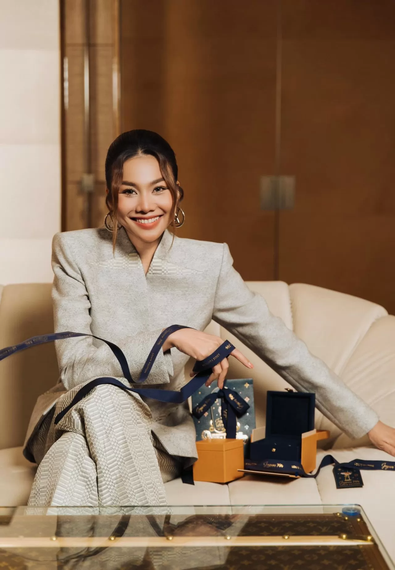 Thời trang của siêu mẫu Thanh Hằng Thời trang của siêu mẫu Thanh Hằng