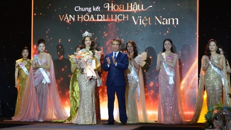 Lê Khắc Anna trở thành Đại sứ Văn hóa Du lịch Việt Nam 2024