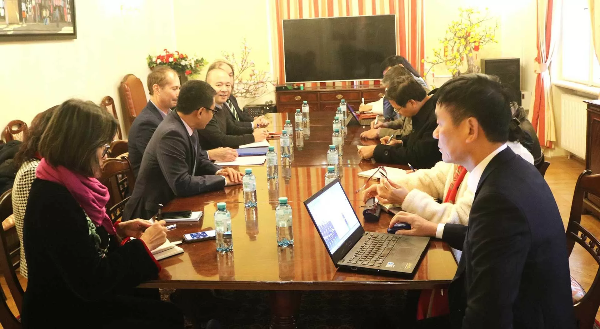 Đoàn Học viện Chính trị quốc gia Hồ Chí Minh thăm và làm việc tại Cộng hòa Áo