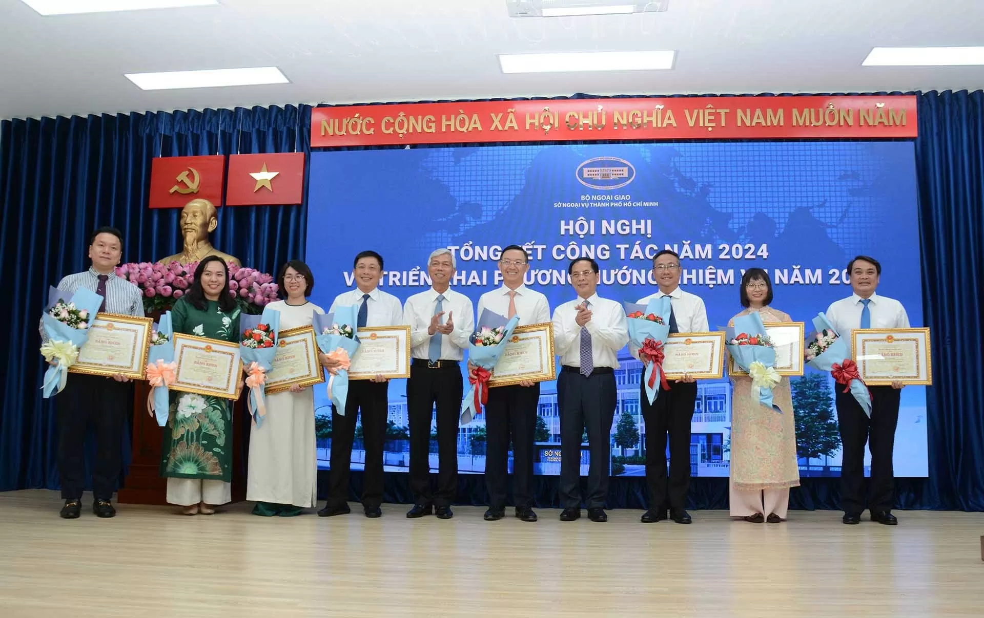 Sở Ngoại vụ TP. Hồ Chí Minh tổng kết công tác năm 2024 và triển khai nhiệm vụ năm 2025 Sở Ngoại vụ TP. Hồ Chí Minh tổng kết công tác năm 2024 và triển khai nhiệm vụ năm 2025