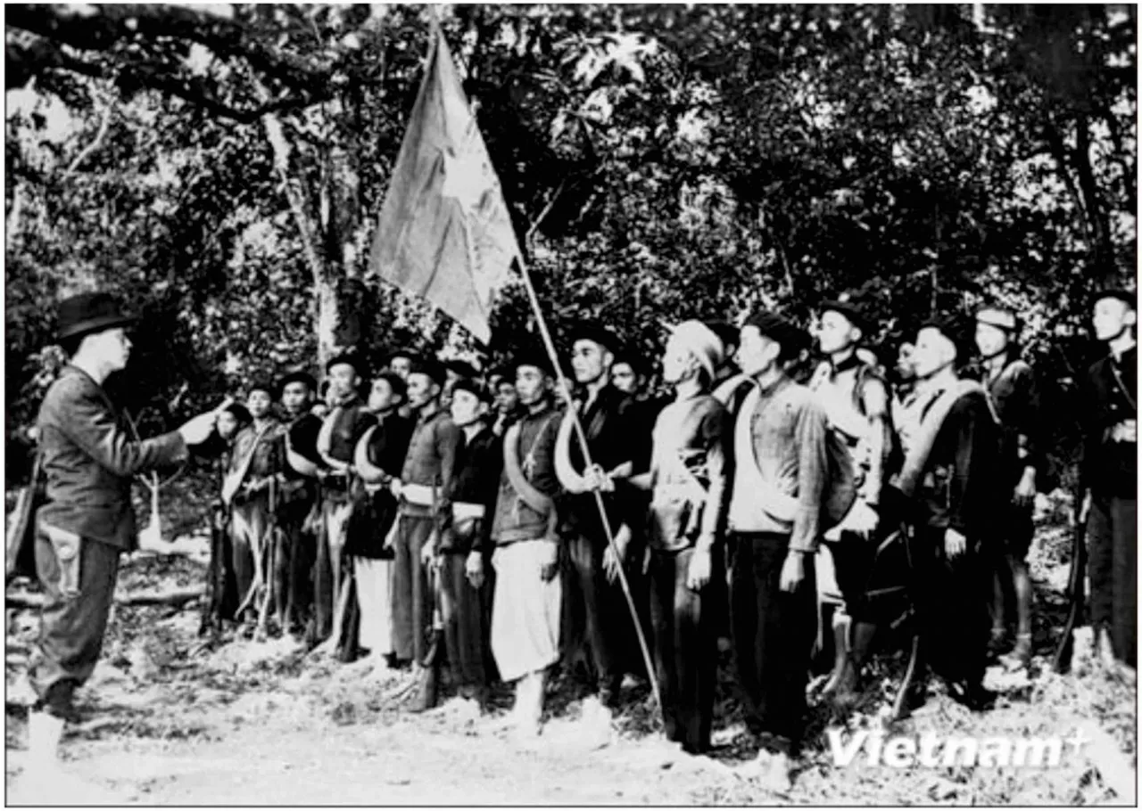 Tự hào 80 năm Quân đội nhân dân Việt Nam anh hùng Tự hào 80 năm Quân đội nhân dân Việt Nam anh hùng
