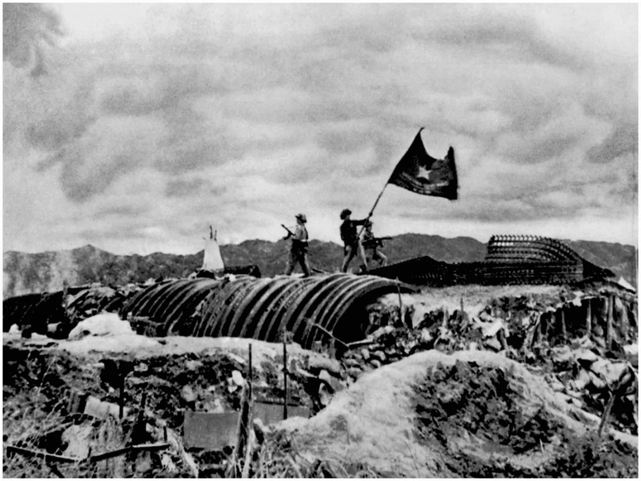 Tự hào 80 năm Quân đội nhân dân Việt Nam anh hùng Tự hào 80 năm Quân đội nhân dân Việt Nam anh hùng