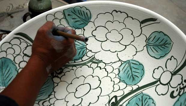 indonesia yeu cau chung nhan halal cho san pham gom su thuy tinh