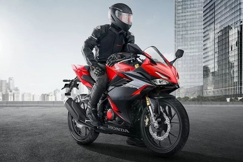 Cập nhật bảng giá xe Honda CBR150R mới nhất tháng 12/2024 Cập nhật bảng giá xe Honda CBR150R mới nhất tháng 12/2024