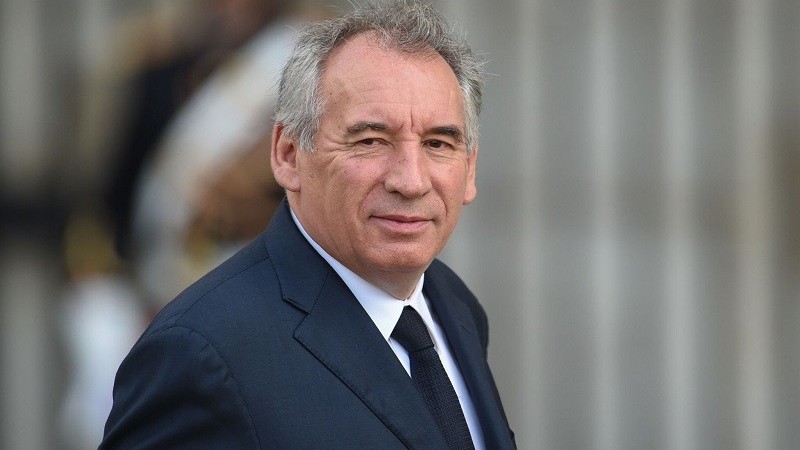 Điện mừng Thủ tướng nước Cộng hòa Pháp