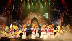 Hỗ trợ bồi dưỡng kiến thức công tác dân tộc cho cán bộ Lào và Campuchia