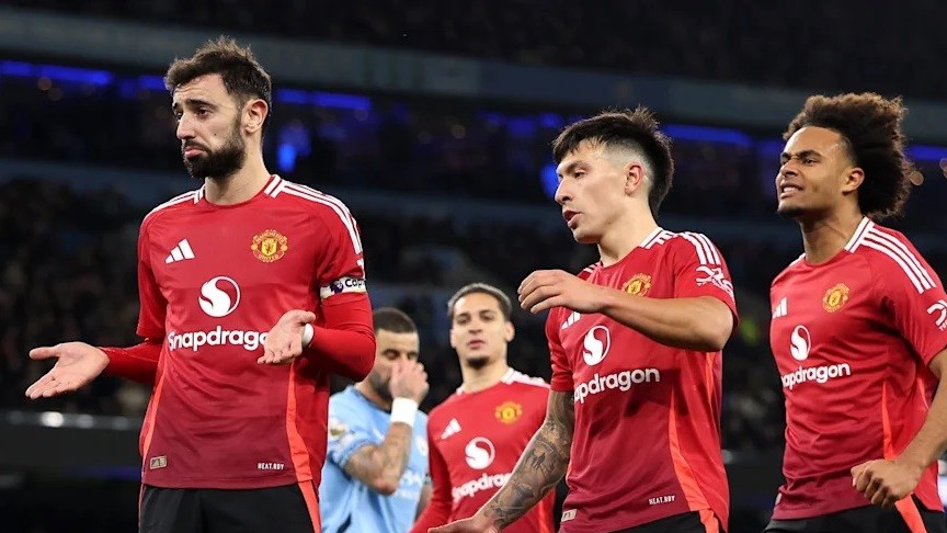 HLV Ruben Amorim phấn khích với chiến thắng theo kiểu ‘Fergie time’