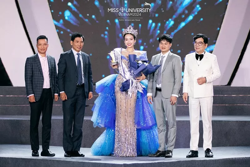 Chính thức đăng quang Hoa hậu Sinh viên Việt Nam 2024, Dương Trà Giang tỏa sáng với sự kiên trì và nỗ lực không ngừng nghỉ Chính thức đăng quang Hoa hậu Sinh viên Việt Nam 2024, Dương Trà Giang tỏa sáng với sự kiên trì và nỗ lực không ngừng nghỉ