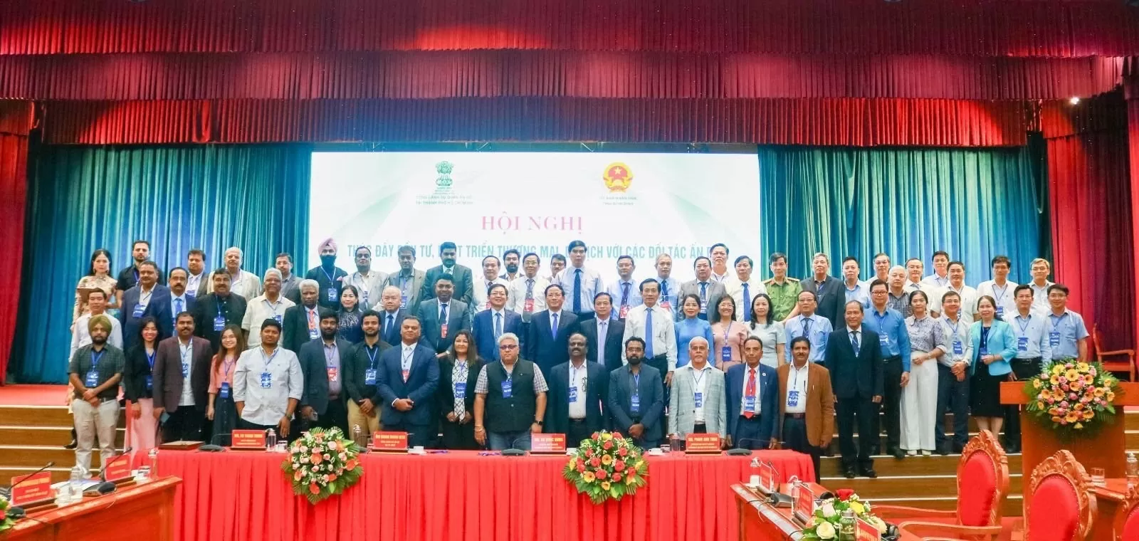 Bình Định cùng cả nước bước vào kỷ nguyên vươn mình Bình Định cùng cả nước bước vào kỷ nguyên vươn mình