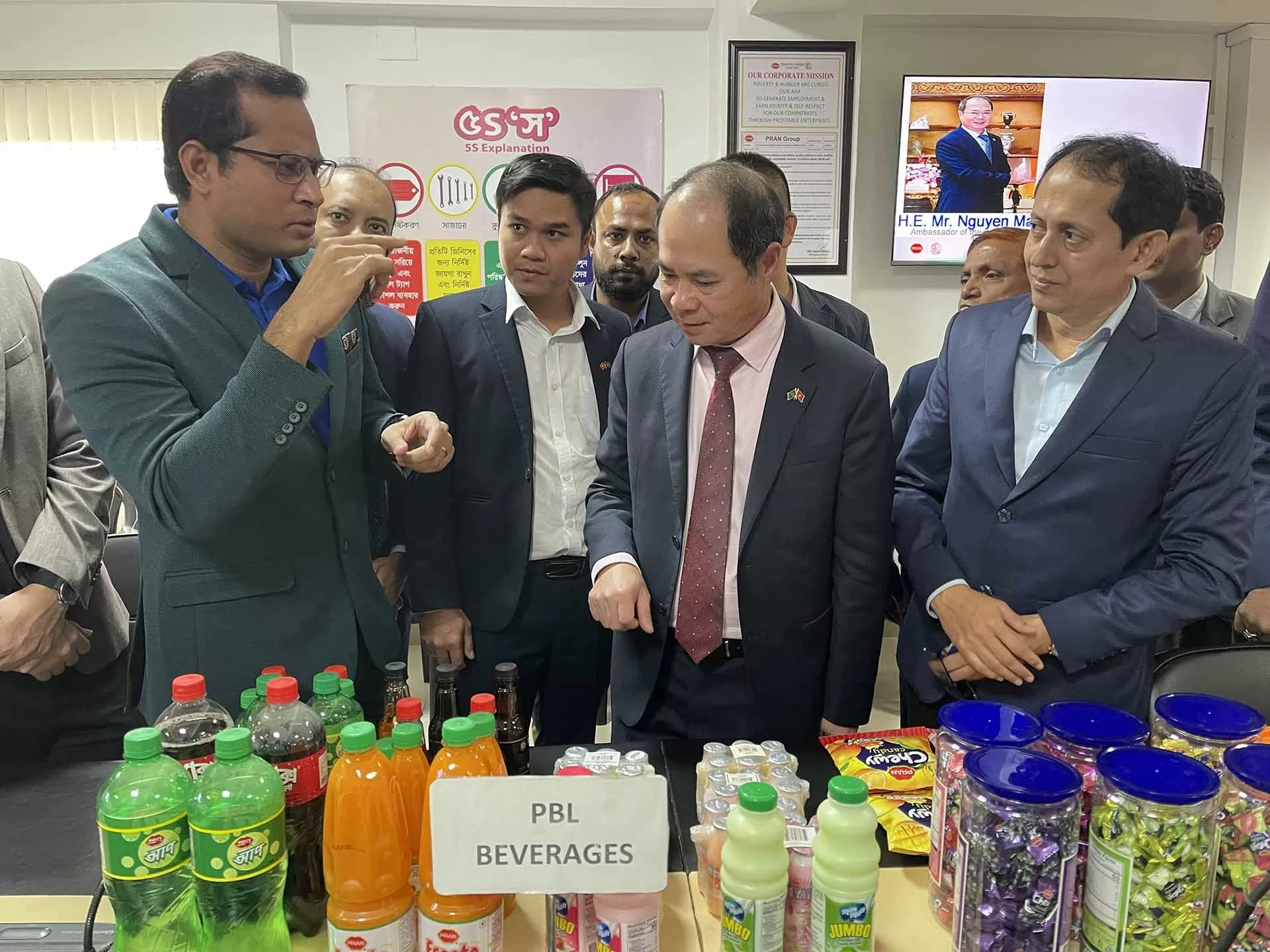 Thúc đẩy quan hệ kinh tế thương mại, hợp tác địa phương giữa Việt Nam và Bangladesh