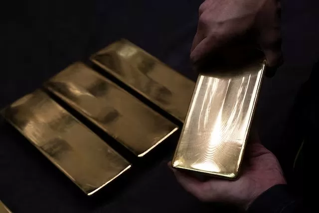 Giá vàng hôm nay 10/1/2026; biến động giá bạc có thể kéo dài trong năm 2026 Giá vàng hôm nay 10/1/2026; biến động giá bạc có thể kéo dài trong năm 2026