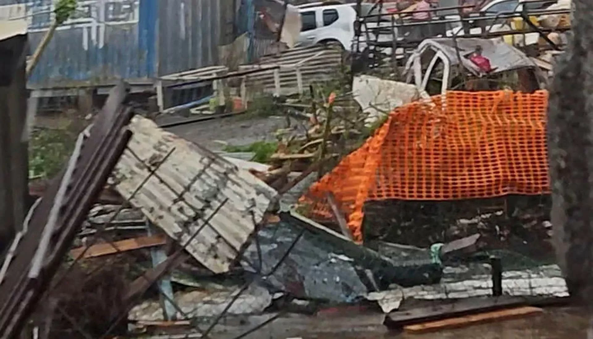 Điện thăm hỏi về thiệt hại do cơn bão Chido gây ra tại quần đảo Mayotte